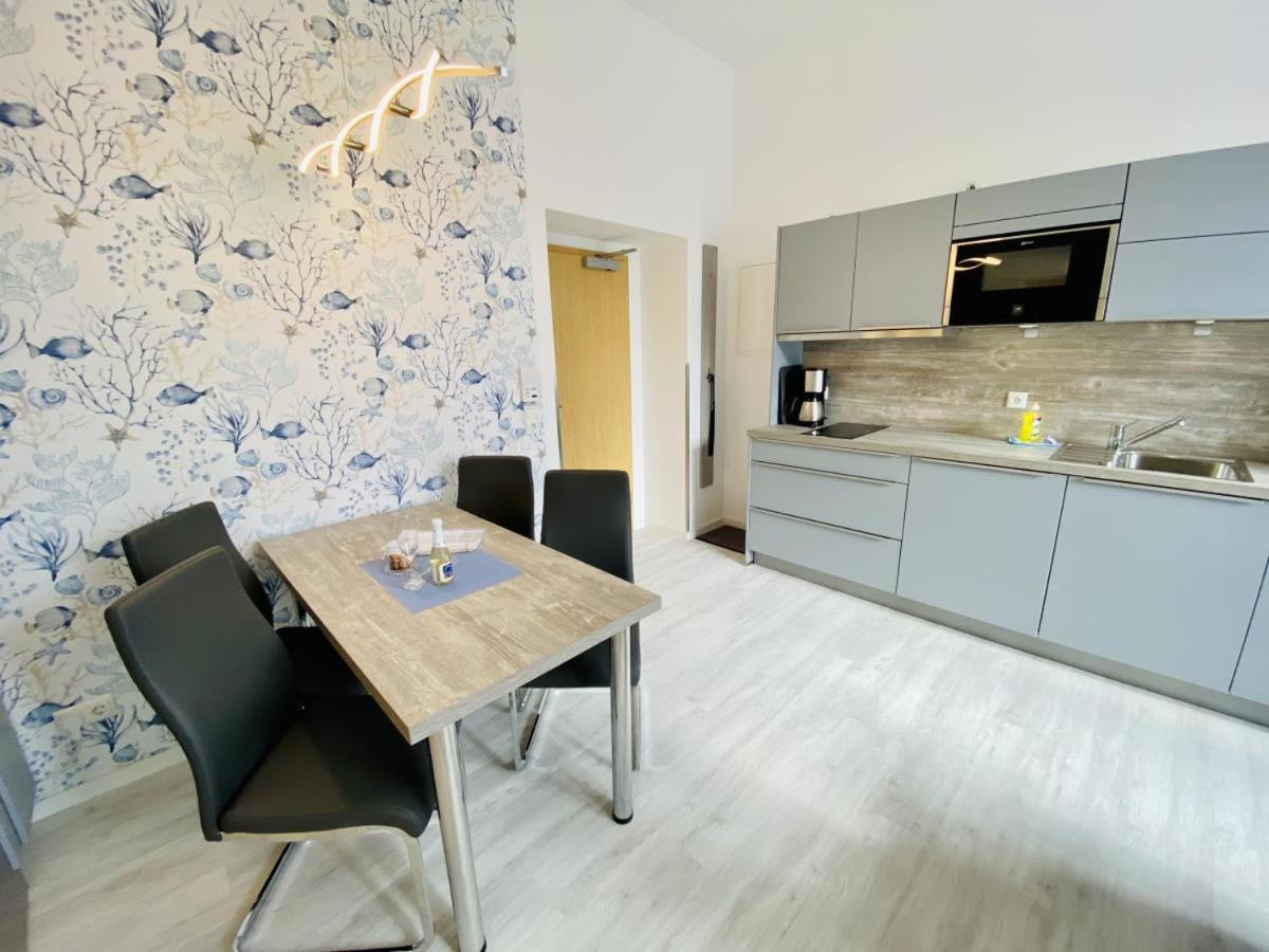 Berringer, Scholle, Direkt An Der Promenade Apartment Rostock Exterior photo